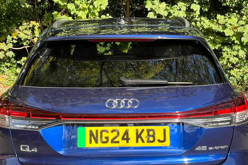 Used Audi Q4 e-tron 2024 for sale - 76074731: Photo 27