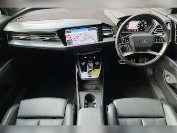 Used Audi Q4 e-tron 2024 for sale - 76074731: Photo