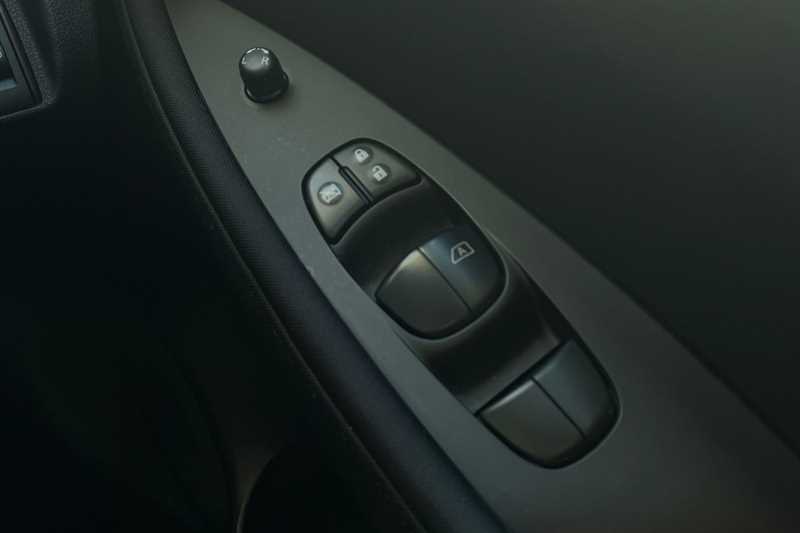 Used Nissan Leaf 2021 for sale - 76501644: Photo 18