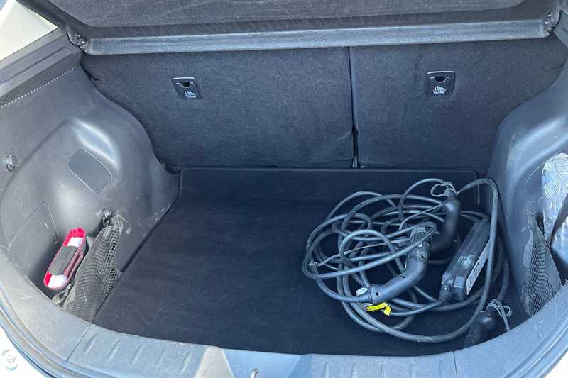 Used Nissan Leaf 2021 for sale - 76501644: Photo 20