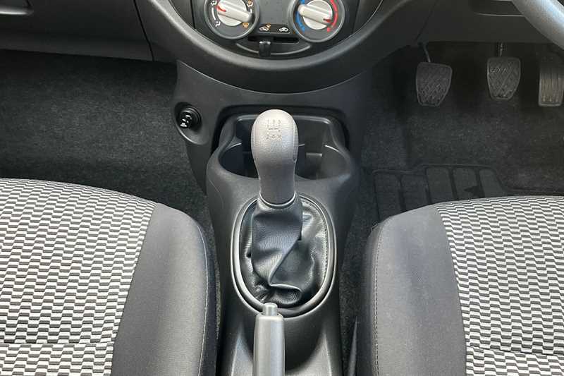 Used Nissan Micra 2017 for sale - 76928288: Photo 17