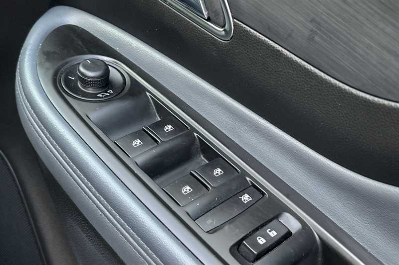 Used Vauxhall Mokka 2015 for sale - 77674126: Photo 18