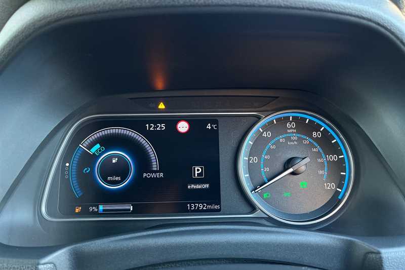 Used Nissan Leaf 2021 for sale - 76717744: Photo 14