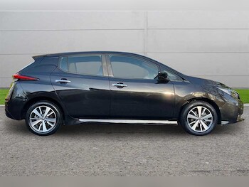 Used Nissan Leaf 2021 for sale - 76717744: Photo