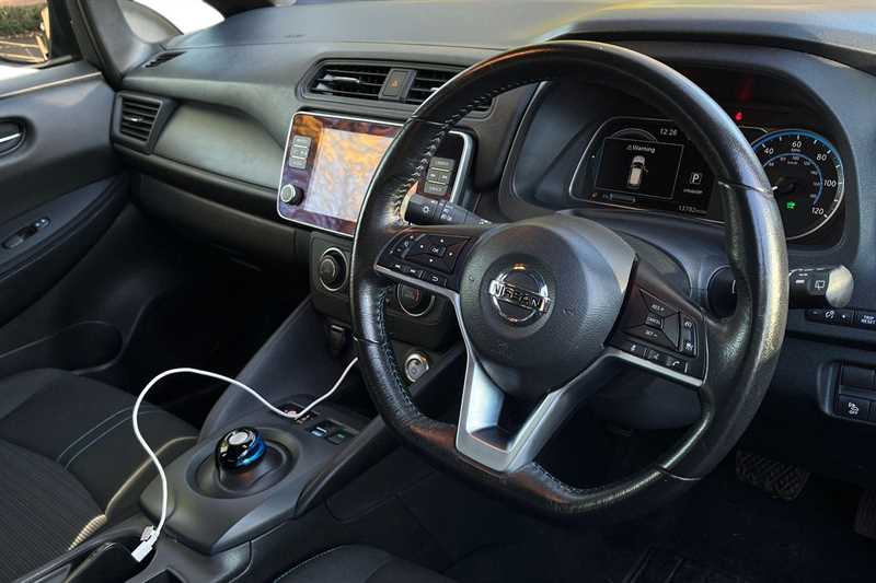 Used Nissan Leaf 2021 for sale - 76717744: Photo 8