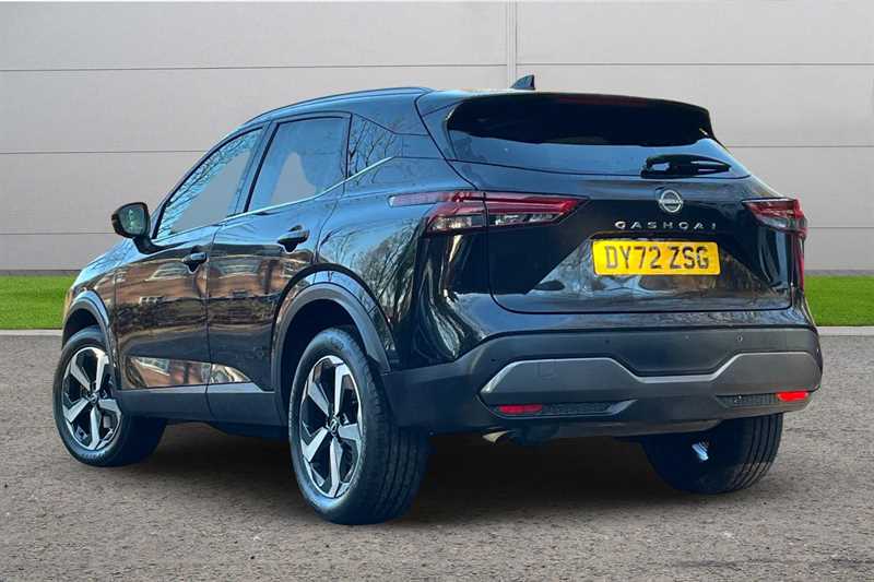 Used Nissan Qashqai 2022 for sale - 76624103: Photo 2