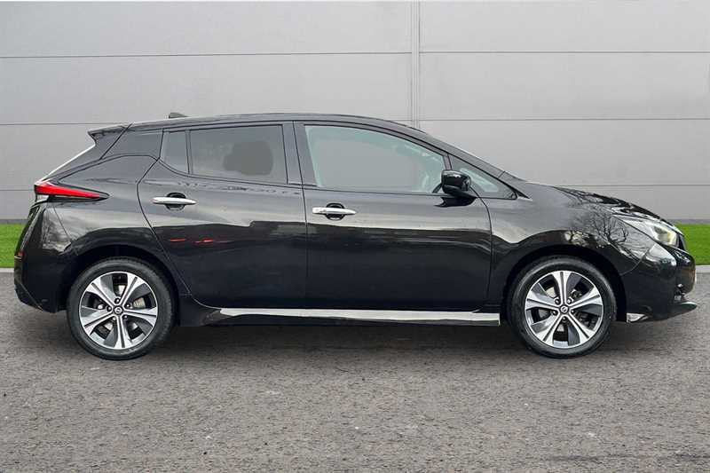 Used Nissan Leaf 2021 for sale - 77256778: Photo 3