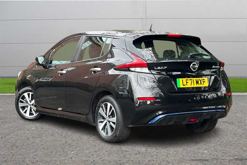 Used Nissan Leaf 2021 for sale - 77996864: Photo 2