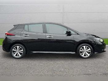 Used Nissan Leaf 2021 for sale - 77996864: Photo