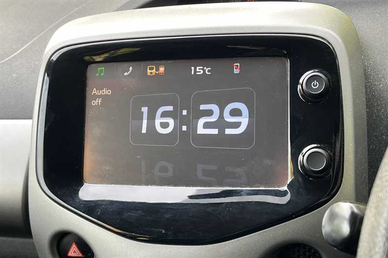 Used Peugeot 108 2015 for sale - 76125068: Photo 10