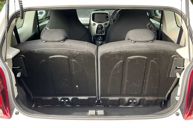 Used Peugeot 108 2015 for sale - 76125068: Photo 20
