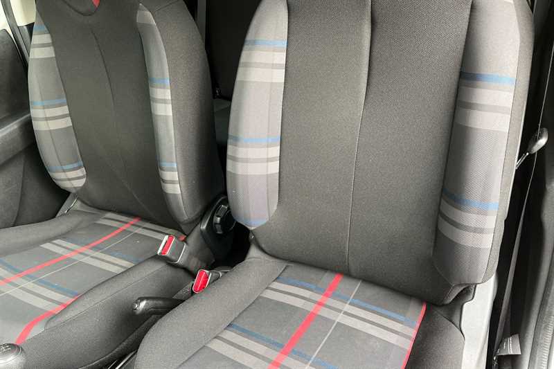 Used Peugeot 108 2015 for sale - 76125068: Photo 36
