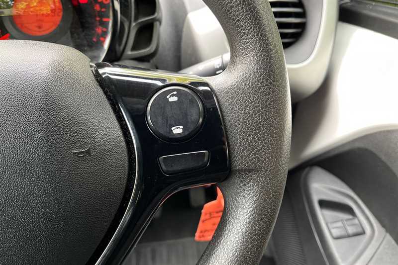 Used Peugeot 108 2015 for sale - 76125068: Photo 42