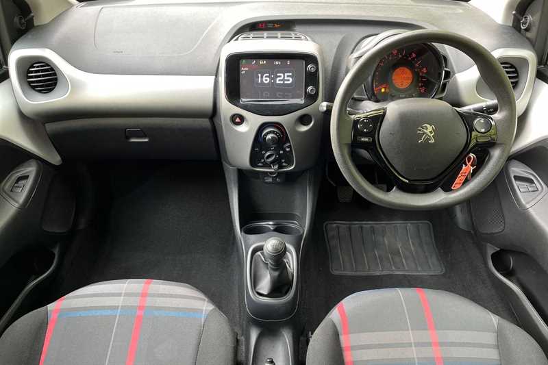 Used Peugeot 108 2015 for sale - 76125068: Photo 9