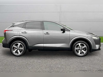 Used Nissan Qashqai 2021 for sale - 76954625: Photo