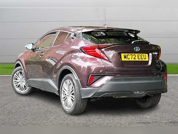 Used Toyota C-HR 2023 for sale - 79523411: Photo
