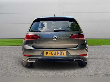Used Volkswagen Golf 2019 for sale - 78912906: Photo