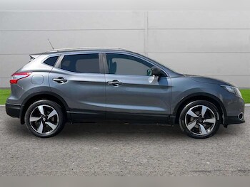 Used Nissan Qashqai 2017 for sale - 79170964: Photo