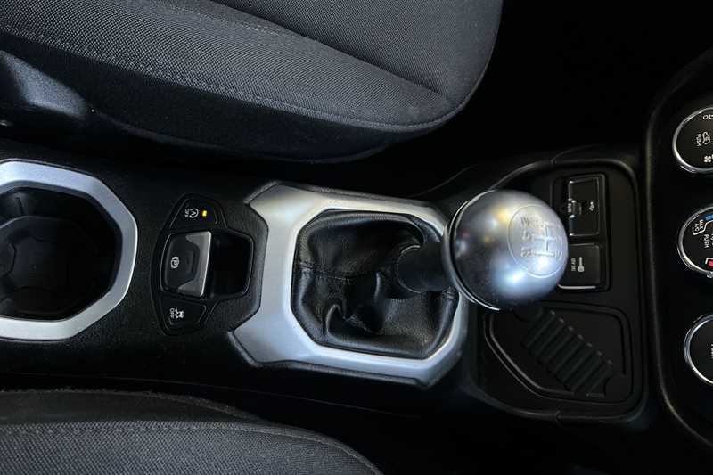 Used Jeep Renegade 2016 for sale - 76705934: Photo 17