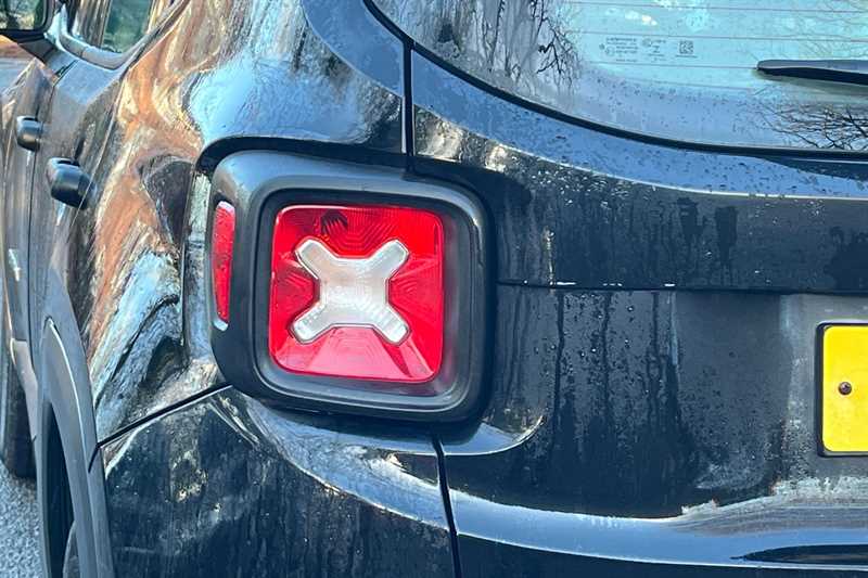 Used Jeep Renegade 2016 for sale - 76705934: Photo 32