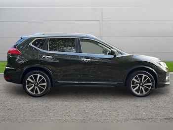 Used Nissan X-Trail 2018 for sale - 76372631: Photo