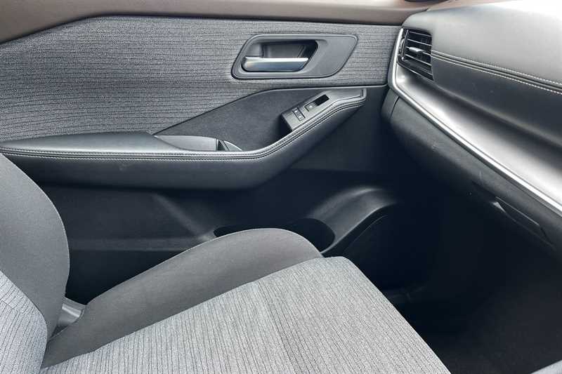 Used Nissan X-Trail 2023 for sale - 77600619: Photo 40