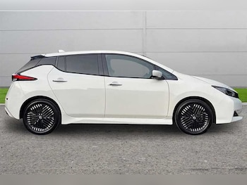 Used Nissan Leaf 2024 for sale - 77540073: Photo