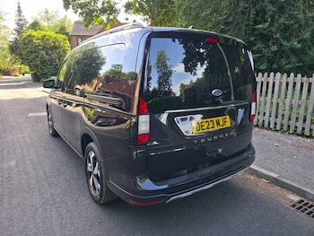 Used Ford Grand Tourneo Connect 2023 for sale - 79014412: Photo