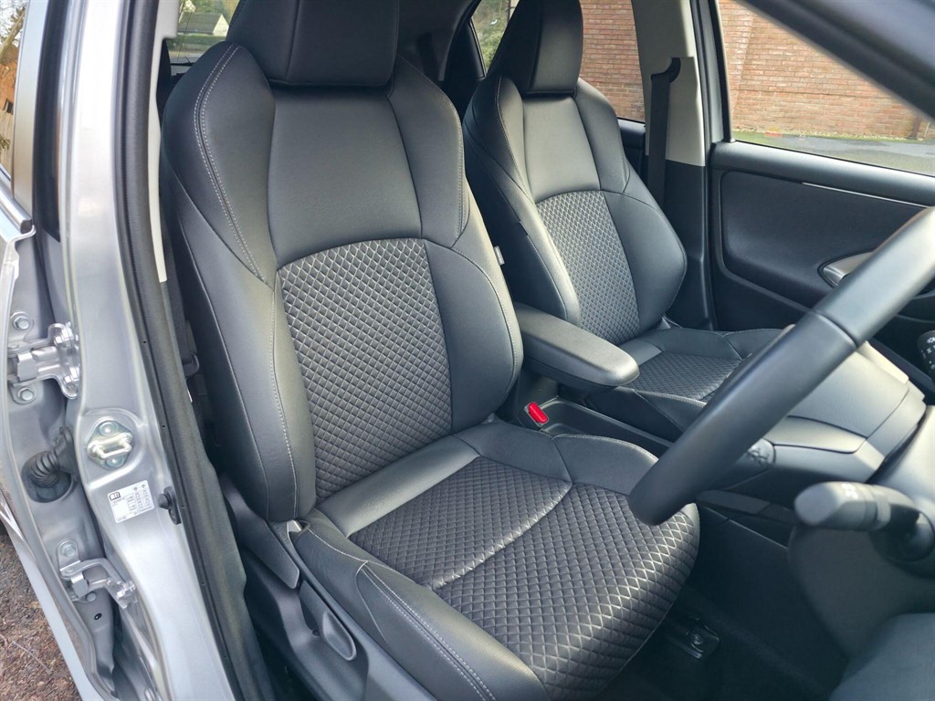 Used Mazda Mazda2 HYBRID 2023 for sale - 77137971: Photo 16