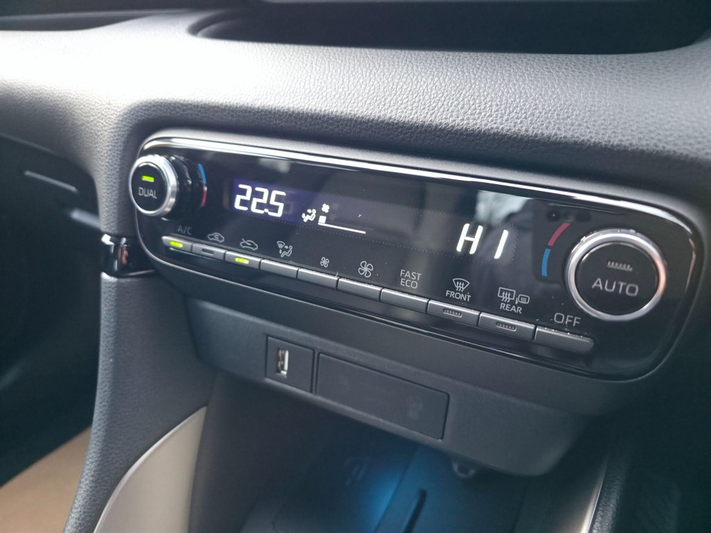 Used Mazda Mazda2 HYBRID 2023 for sale - 77137971: Photo 19