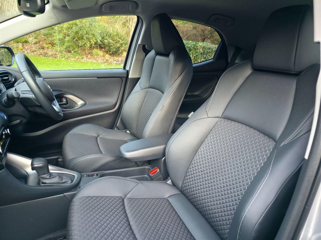 Used Mazda Mazda2 HYBRID 2023 for sale - 77137971: Photo 30