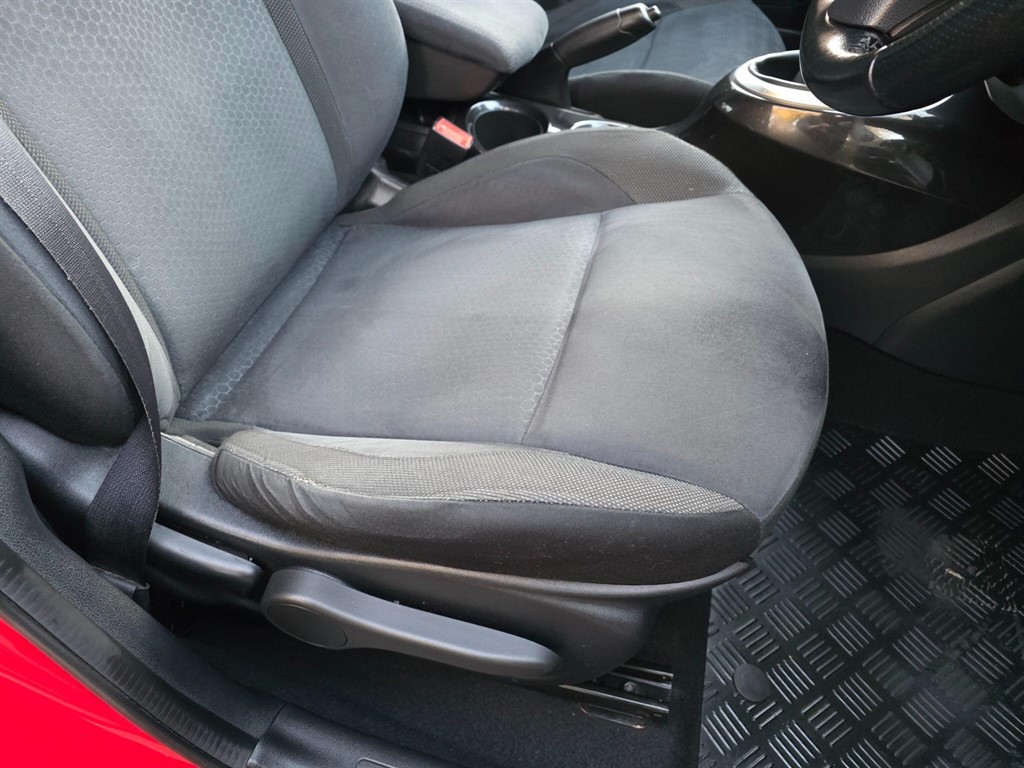 Used Nissan Juke 2015 for sale - 76661248: Photo 31