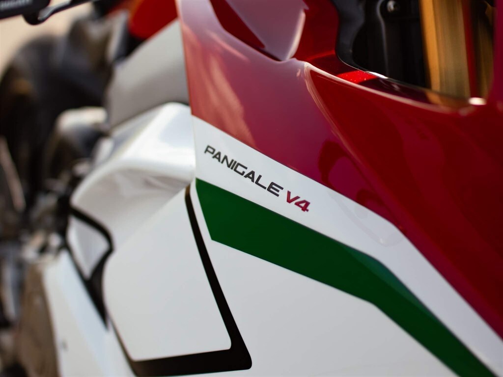 Ducati Panigale V4 Speciale