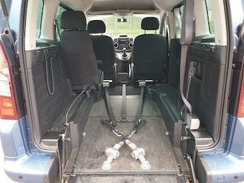 Used Peugeot Partner Tepee 2018 for sale - 75571649: Photo