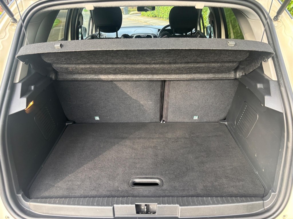 Used Renault Captur 2015 for sale - 78042383: Photo 16