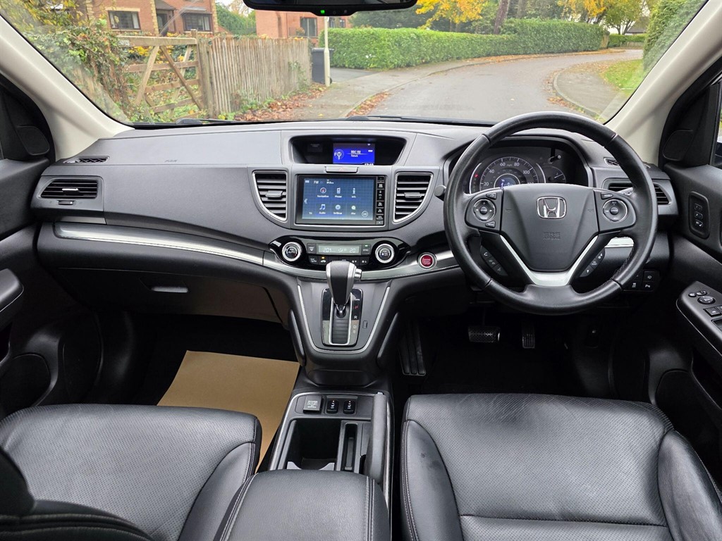 Used Honda CR-V 2018 for sale - 76557100: Photo 10