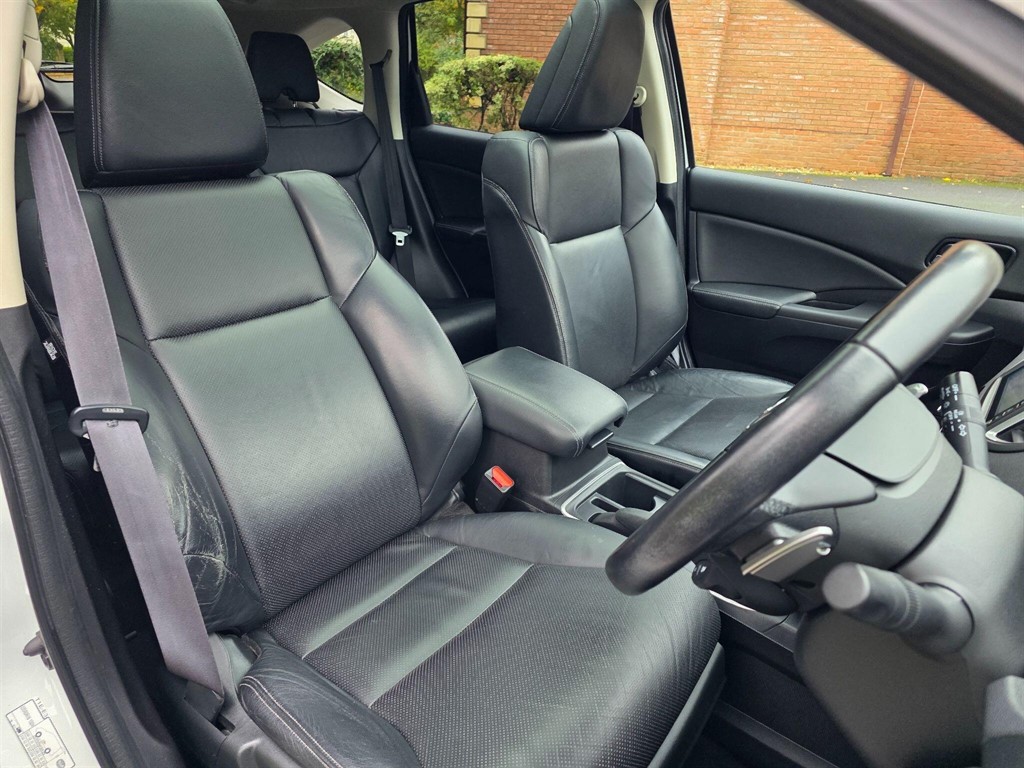 Used Honda CR-V 2018 for sale - 76557100: Photo 14