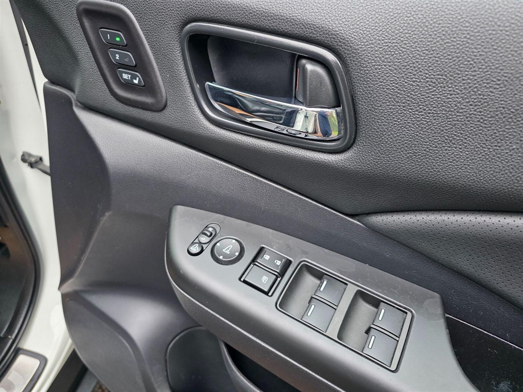 Used Honda CR-V 2018 for sale - 76557100: Photo 20