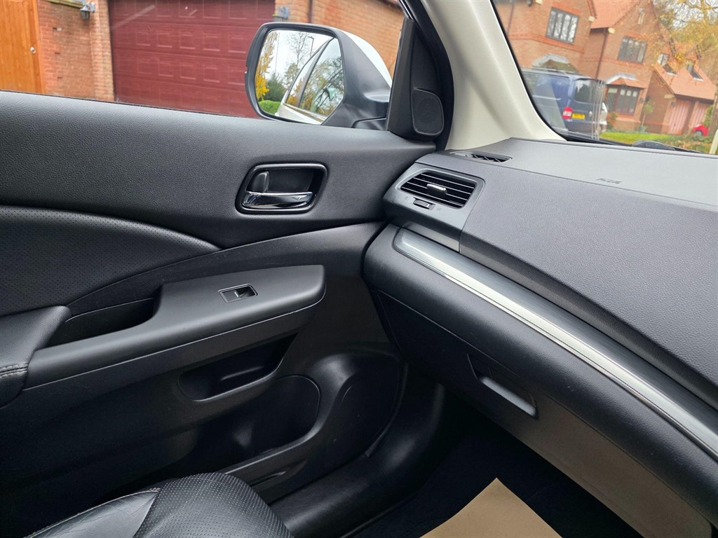 Used Honda CR-V 2018 for sale - 76557100: Photo 21