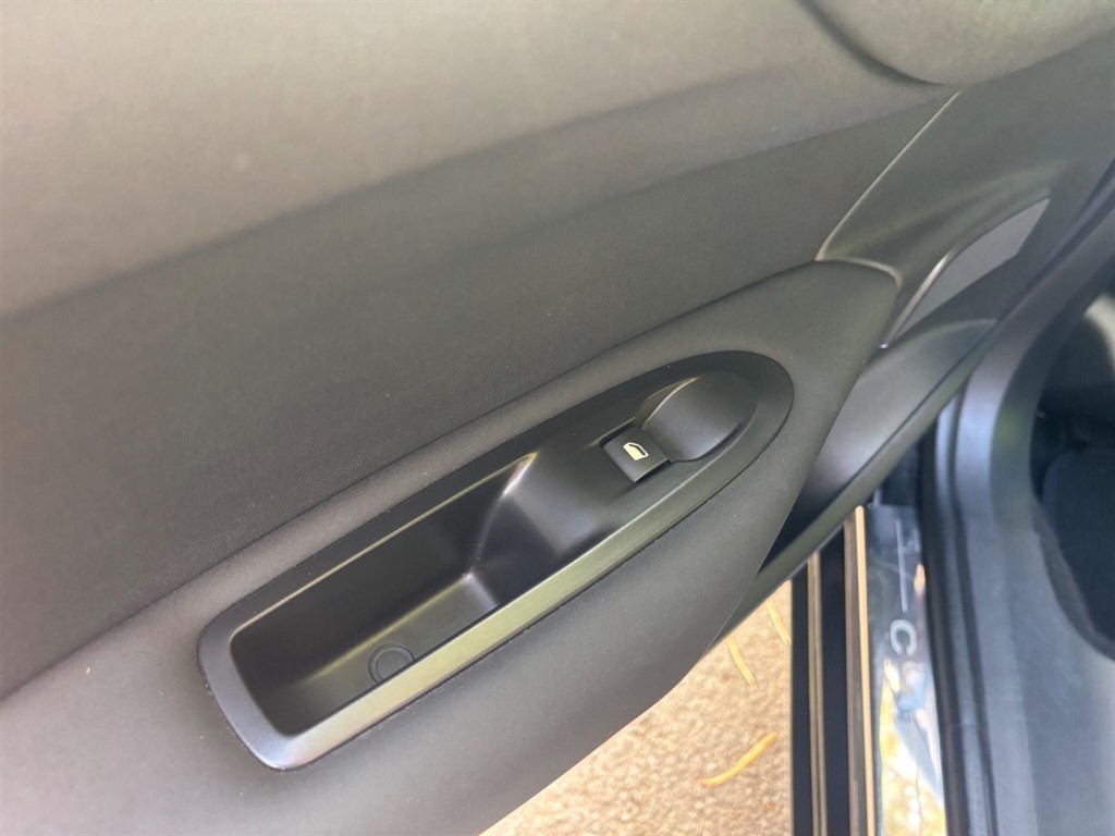 Used Citroen C4 2015 for sale - 76393824: Photo 20