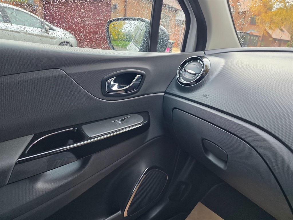 Used Renault Captur 2014 for sale - 76480028: Photo 18