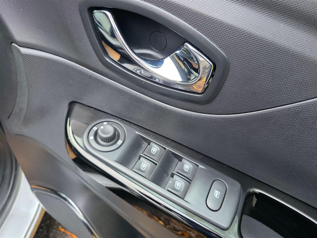 Used Renault Captur 2014 for sale - 76480028: Photo 19