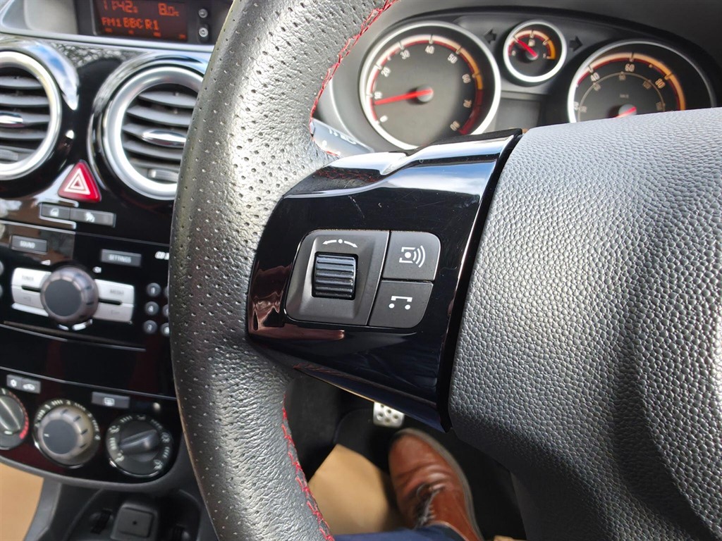 Used Vauxhall Corsa 2012 for sale - 77746349: Photo 18