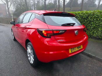 Used Vauxhall Astra 2017 for sale - 77414193: Photo