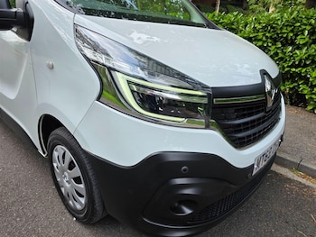 Used Renault Trafic 2020 for sale - 76100088: Photo