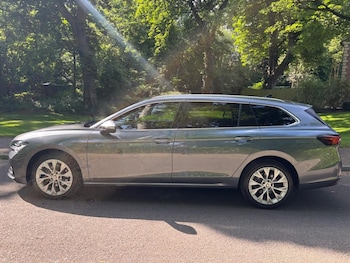 Used Skoda Superb 2024 for sale - 78984497: Photo