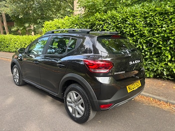Used Dacia Sandero Stepway 2023 for sale - 79491654: Photo