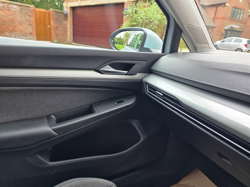 Used Volkswagen Golf 2024 for sale - 77393656: Photo 17