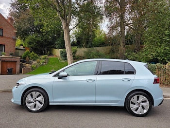 Used Volkswagen Golf 2024 for sale - 77393656: Photo