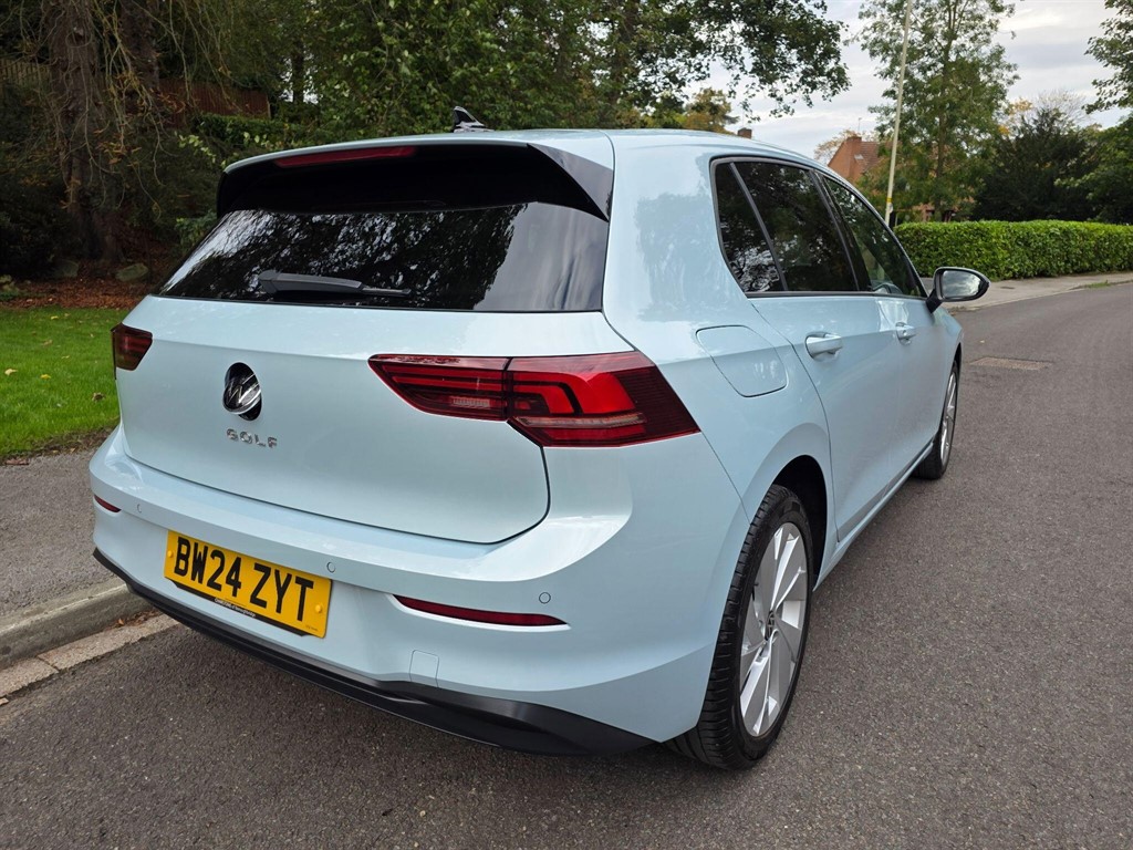 Used Volkswagen Golf 2024 for sale - 77393656: Photo 3